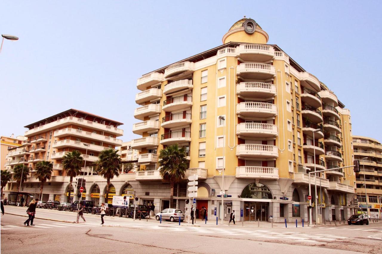 Domes Seaside Piscine, Free Parking, Airport Tramway Apartment